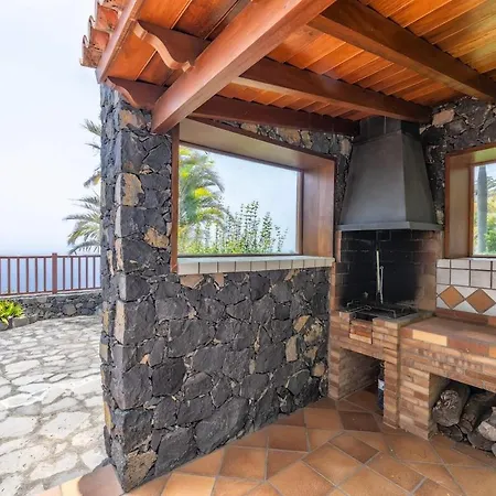 Guestready - Villa Terrace Sea Views بيت ضيافة