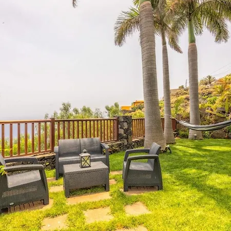 GuestReady - Los Morales Villa de Mazo 3*