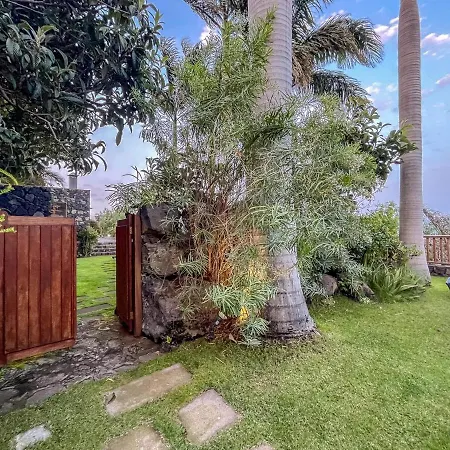 Guestready - Villa Terrace Sea Views بيت ضيافة