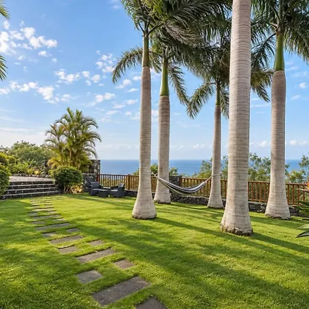 GuestReady - Los Morales Villa de Mazo Pensión 3*